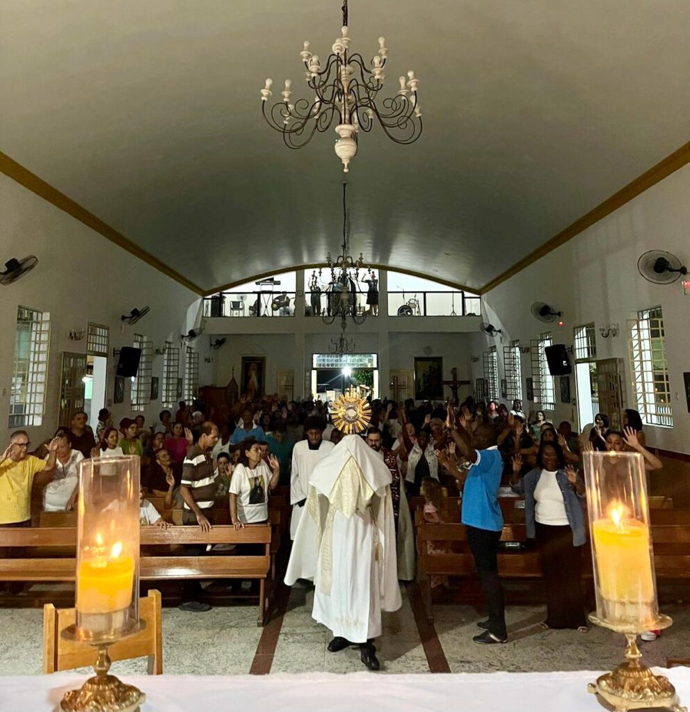 Cerco De Jeric Na Par Quia Nossa Senhora Aparecida Prossegue A