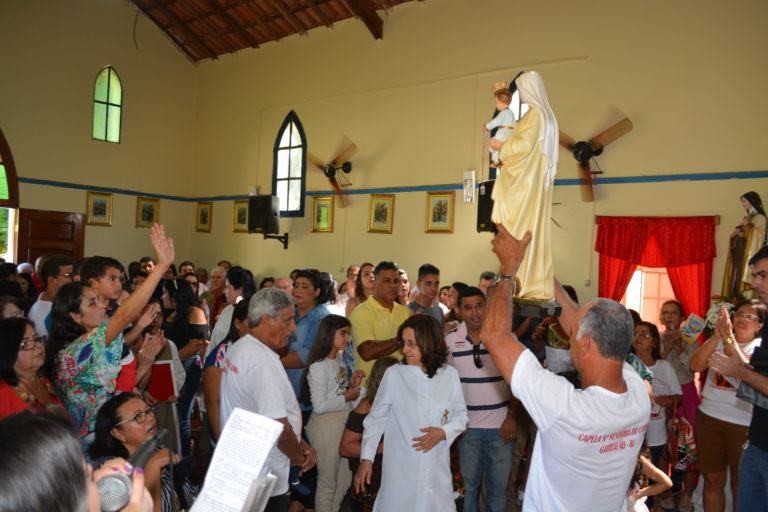 Missas, peregrinação na Festa Nossa Senhora do Carmo, na Comunidade do Garrafão