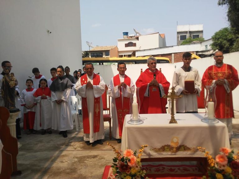 Pe. Edson comemora 30 anos de sacerdócio com Santa Missa, em Cardoso Moreira