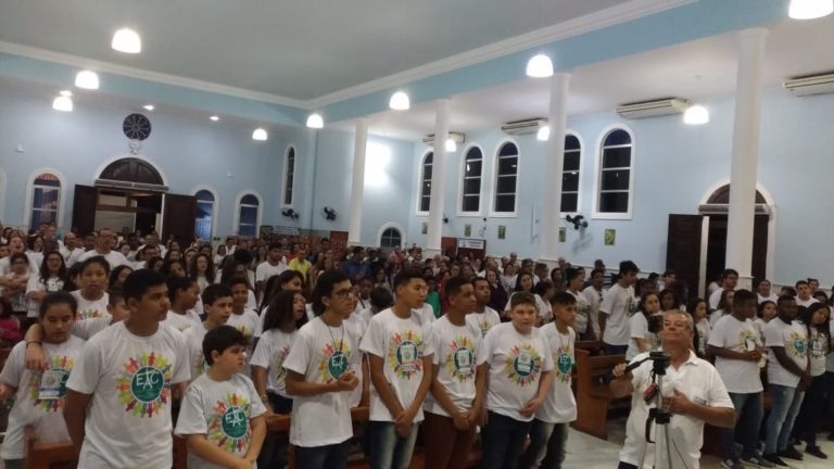 Terceiro Encontro de Adolescentes com Cristo é realizado em Itaperuna