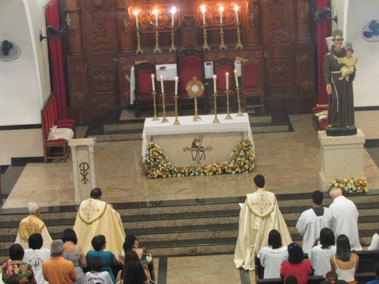 Paróquia Santo Antônio de Guarus realiza XXV Cerco de Jericó