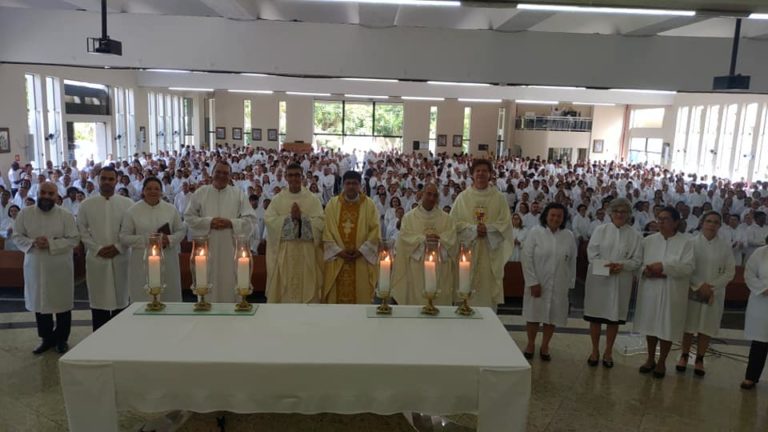 MEDSC do Vicariato Norte participam de Encontro de Formação na Igreja Santa Teresinha