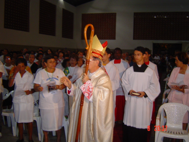 “Dom Roberto Guimarães criou raízes com seu trabalho em Cambuci e como Bispo na Diocese de Campos”, afirma Orávio de Campos Soares