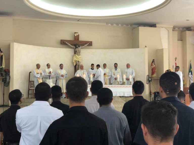 Seminaristas participam da Santa Missa de abertura do Ano Letivo