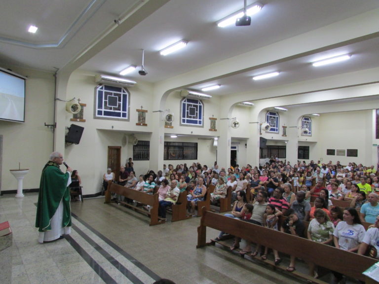 JUBILEU DE PRATA: Paróquia em Campos completa 25 anos de fé e de evangelizarão