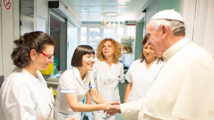 A gratidão dos médicos estrangeiros ao Papa Francisco
