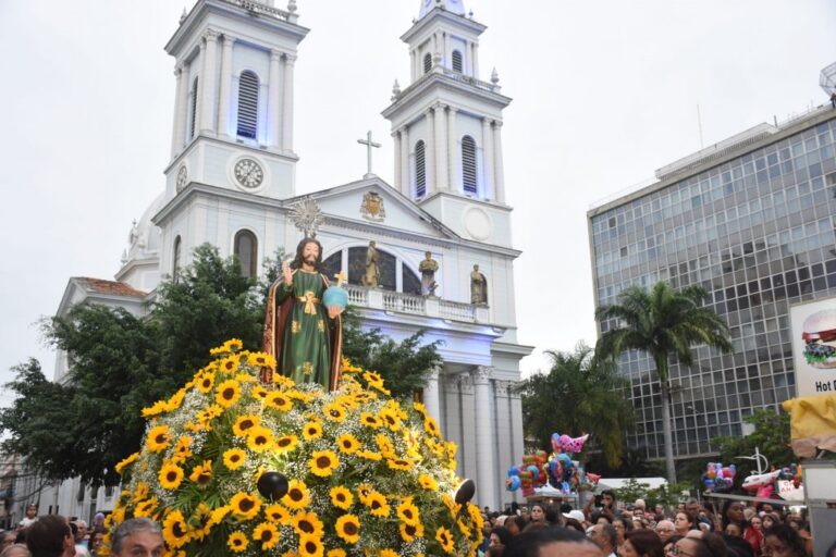 “Entre Fé e Tradição”: Uma Breve História da 368ª Festa do Santíssimo Salvador