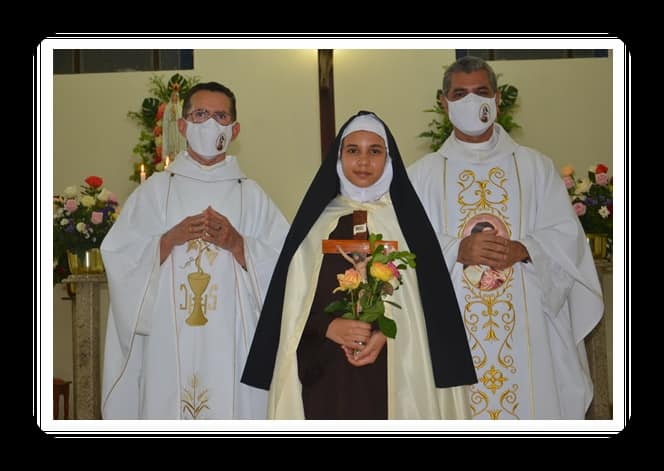Comunidade de Santa Teresinha, em Bom Jesus do Itabapoana, celebrou a padroeira