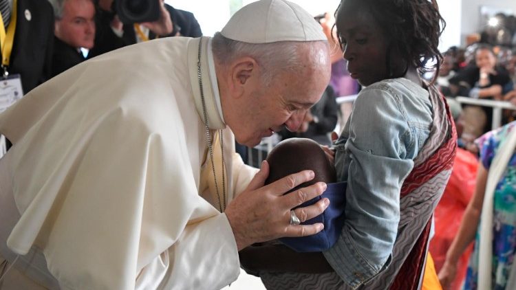 Mensagem do Papa para o Dia Mundial das MIssões: é urgente a missão da compaixão