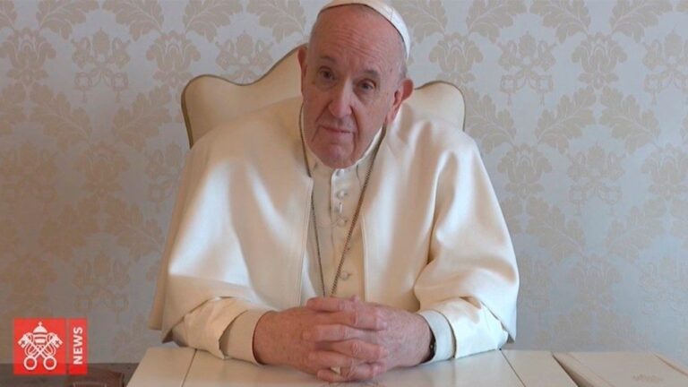 Papa Francisco: visita ao Iraque é sinal de esperança