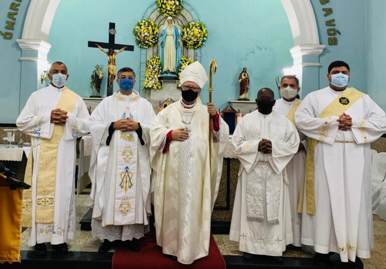Carreata e Missa presidida pelo Bispo Diocesano na Festa de Nossa Senhora das Graças em Baixa Grande