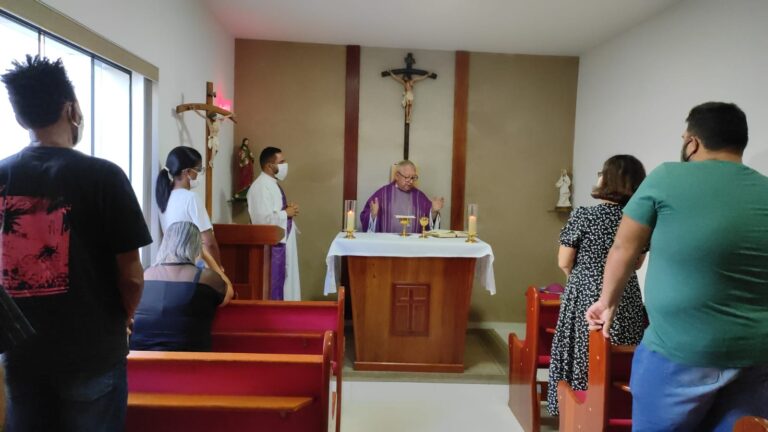 Bispo de Campos promove encontro com colaboradores e faz balanço de atuação da Diocese
