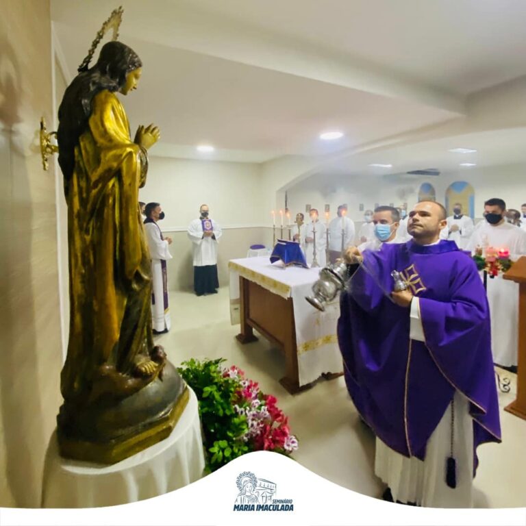 Seminário Diocesano promove Novenário da Padroeira a Imaculada Conceição