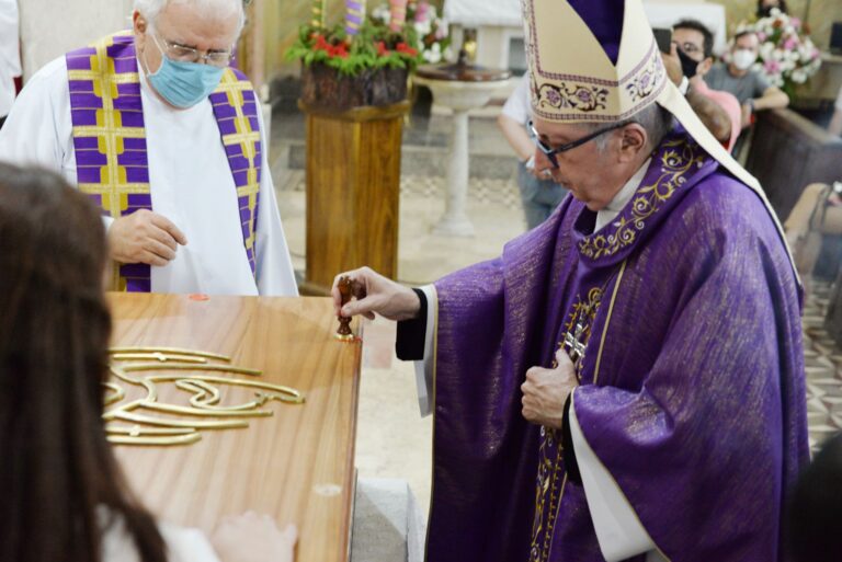 Restos mortais do Servo de Deus André Bortolameotti são depositados em sarcófago no Santuário Nossa Senhora do Rosário em Barretos