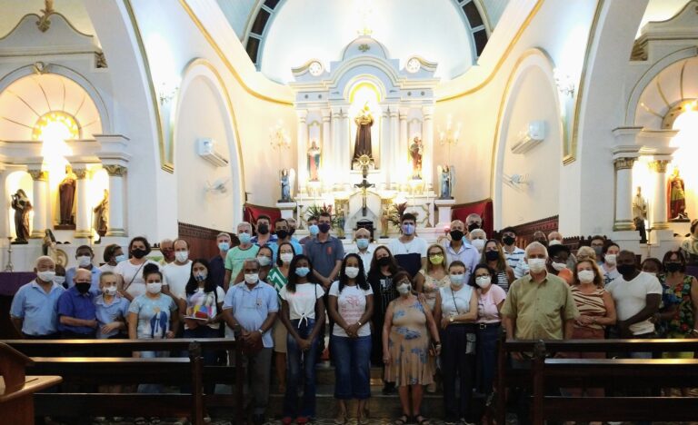 Fiéis da Paróquia Santo Antônio de Miracema participam da Assembleia Paroquial