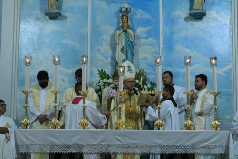 Paróquias da Diocese de Campos recebem os novos sacerdotes