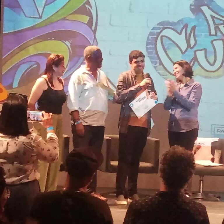 Juventude: Davi Mendonça Cardoso recebe premiação  em no Rio de Janeiro