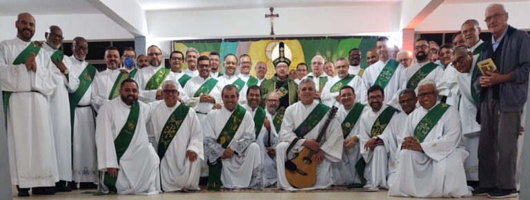 Diáconos Permanentes da Diocese de Campos participam de Retiro Canônico