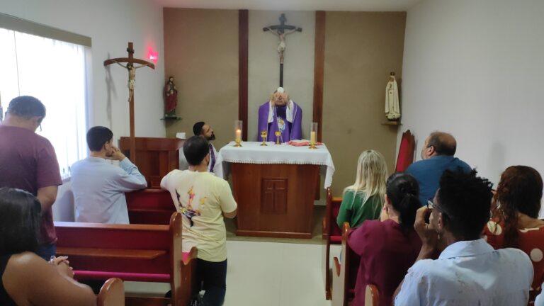 Diocese de Campos celebra Santa Missa e momento de confraternização com os colaboradores