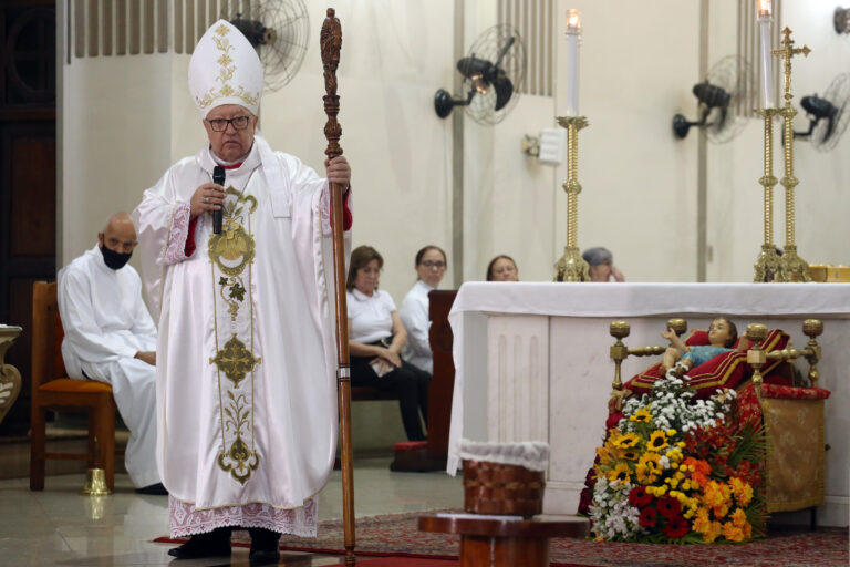 Três sacerdotes tomam posse em novas paróquias nesta semana na Diocese de Campos