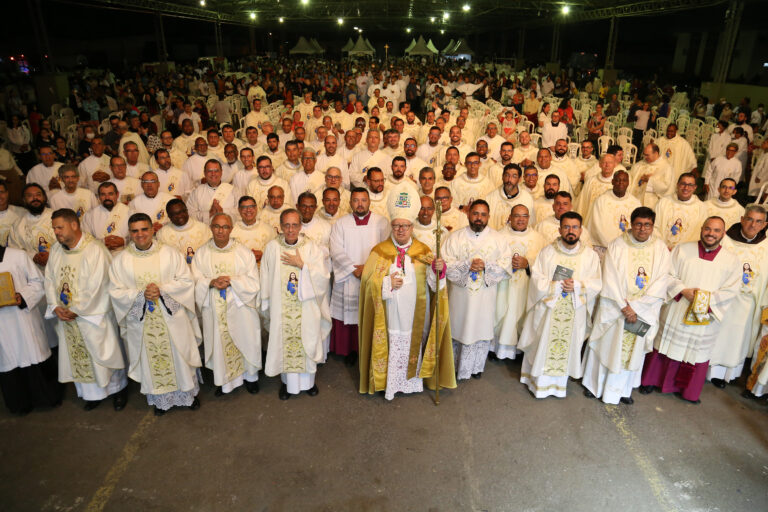 Diocese de Campos celebra Centenário com homenagens a personalidades que contribuíram na evangelização