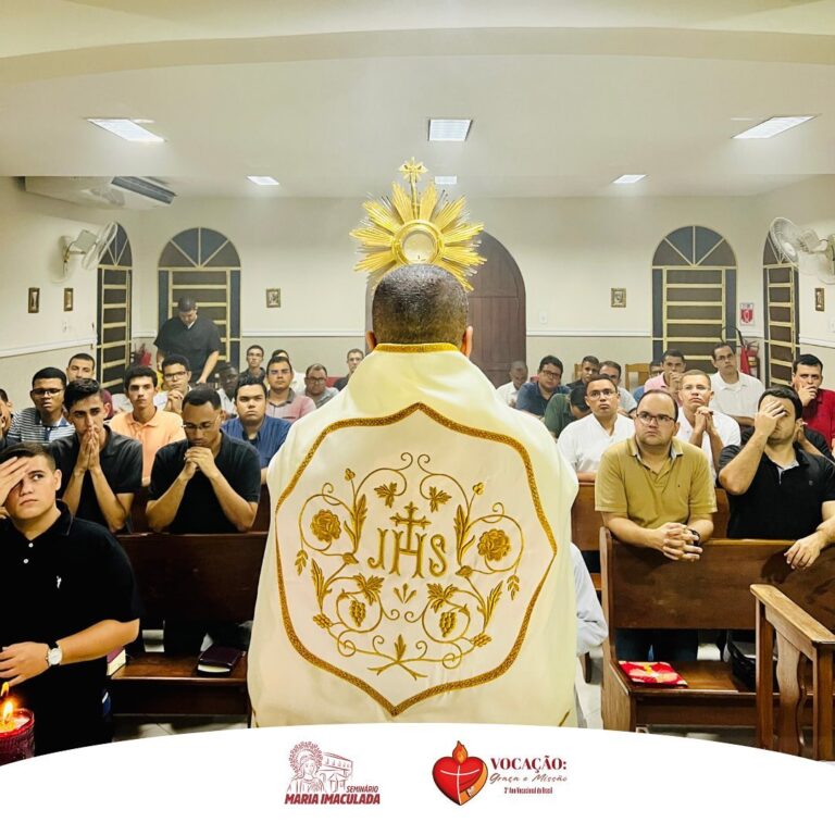 Seminaristas participam de Retiro Canônico e abertura do ano letivo
