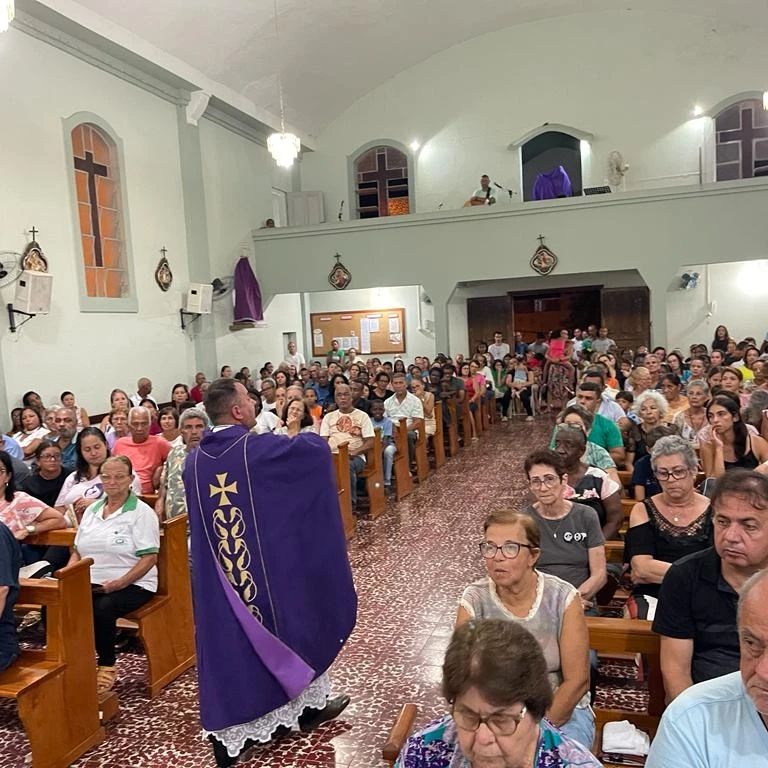 Padre João Paulo de Souza já se encontra em Retiro do Muriaé
