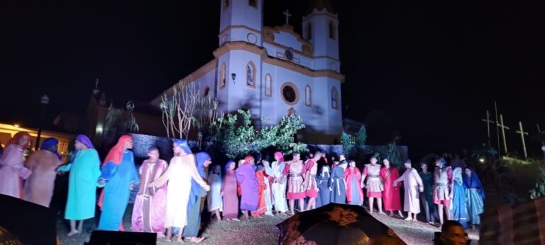 Paróquia Santo Antônio de Miracema promove encenação da Paixão de Cristo no Centro