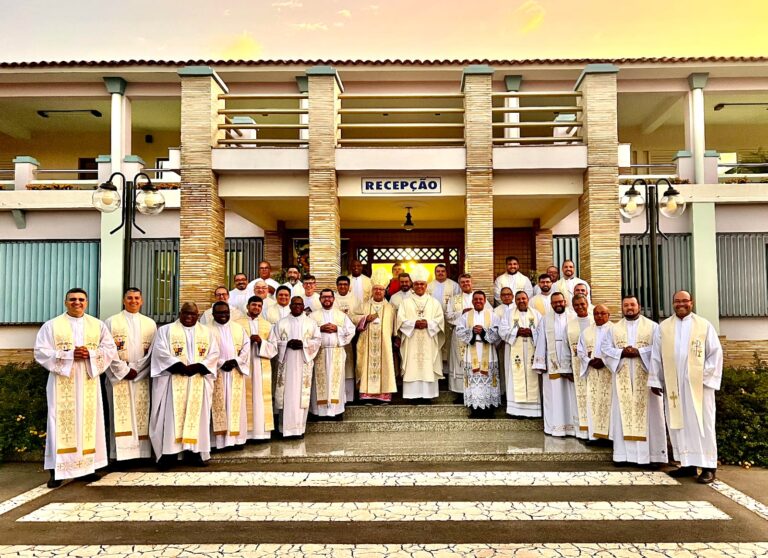 Fiéis da Diocese de Campos são convocados a rezar pelo Retiro Anual dos Presbíteros
