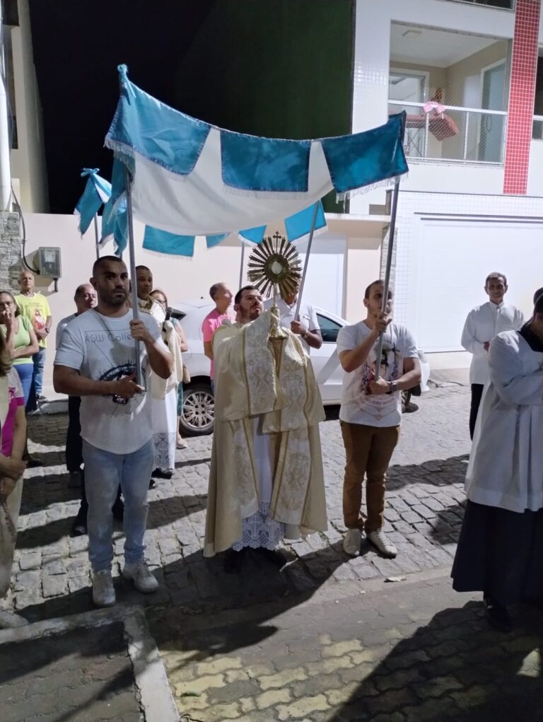 Fiéis de São João da Barra participam da Santa Missa de encerramento do Cerco de Jericó