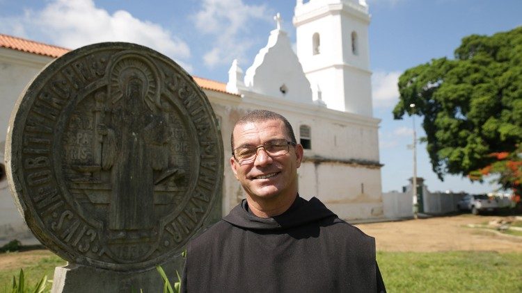 Comunicação: Mosteiro de São Bento do Rio de Janeiro atualiza quadro clinico de Dom Bernardo Queiroz