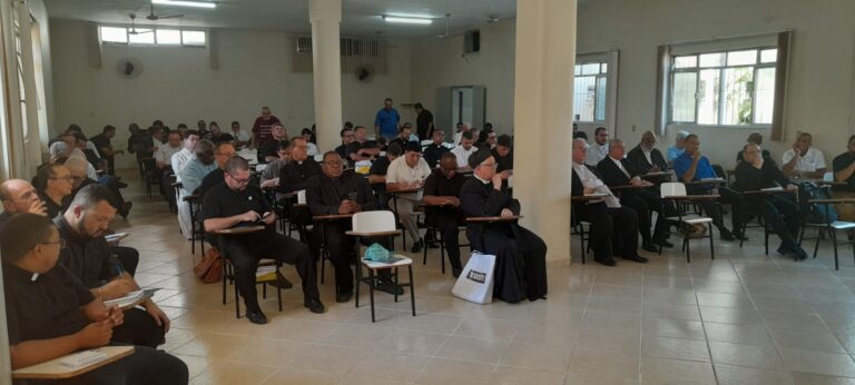 Diocese de Campos promove reunião geral do Clero