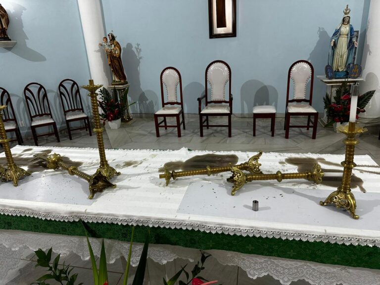 “Direito ao culto, um direito constitucional”, afirma Bispo de Campos sobre vandalismo em Igreja de Itaperuna