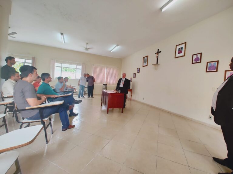 Diocese de Campos sediou encontro dos pré-candidatos à Prefeito de Campos