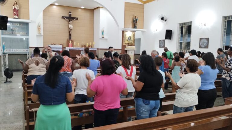 Fiéis retomam com atividades do Grupo de Oração na Paróquia Nossa Senhora Aparecida em Campos