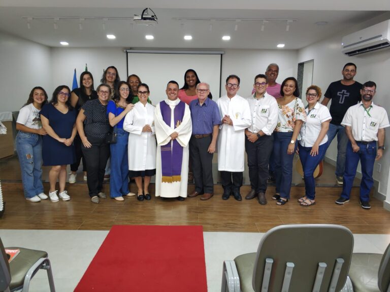 Pastoral Universitária celebra Missa em Itaperuna