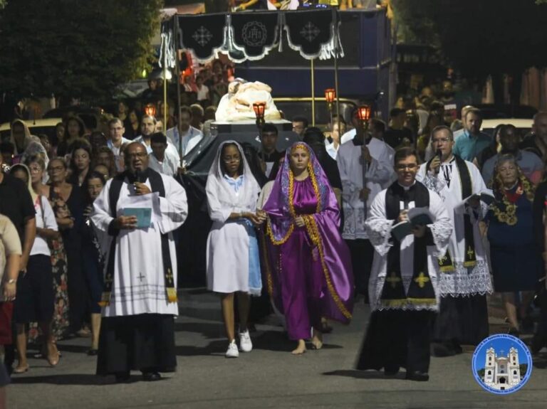São Fidélis: Semana Santa com procissões e a tradição preservada na Paróquia Nossa Senhora da Penha