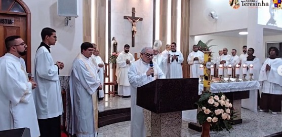 Miracema: Bispo de Campos presidiu Missa de criação da Paróquia Santa Teresinha