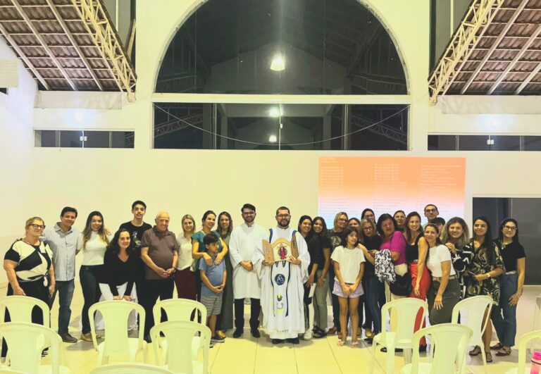 Paróquia Nossa Senhora do Rosário de Campos promove Projeto Igreja Presente nos condomínios