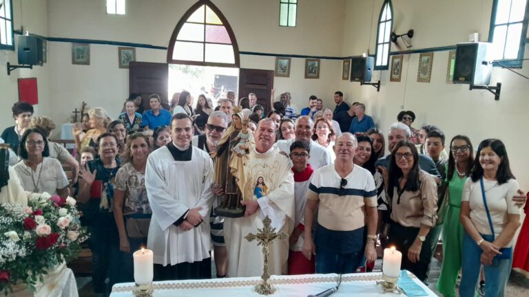 Festa Nossa Senhora do Carmo reúne devotos na comunidade de Garrafão