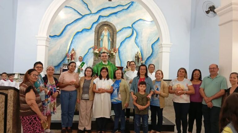 Despedidas: Pe. Fabiano Goulart se prepara despedidas da Paroquia Nossa Senhora das Graças de Baixa Grande