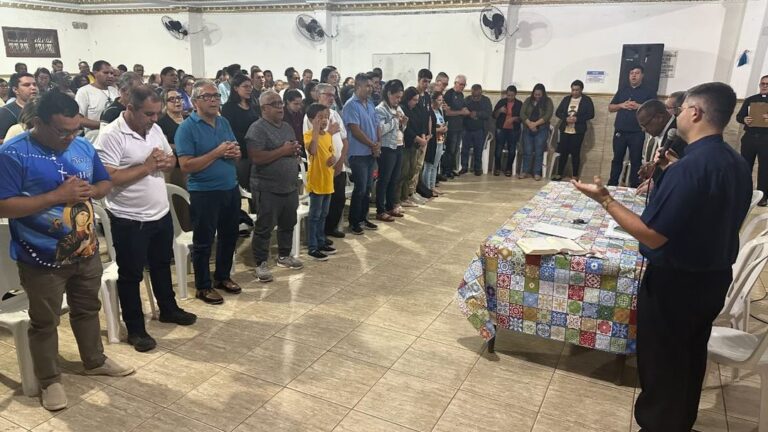 Novo pároco da Paróquia São Gonçalo realizou reunião com coordenadores pastorais e lideranças das comunidades