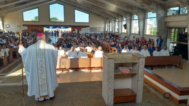 Diocese de Campos promoveu a 15ª Caminhada da Família