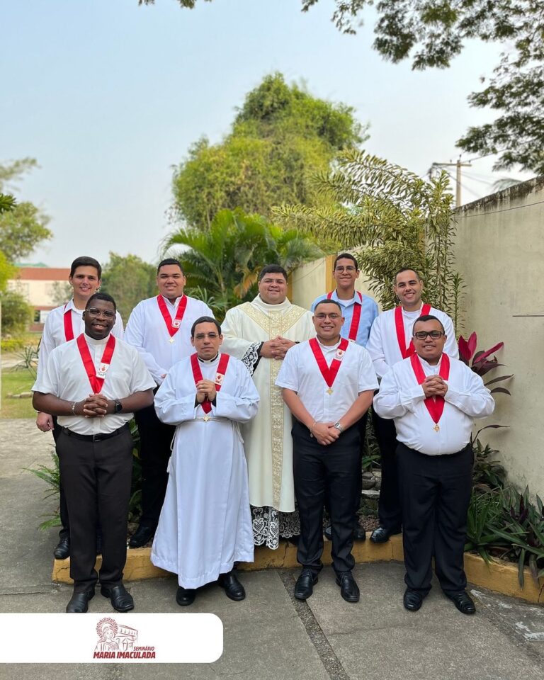 Seminário Diocesano celebra a Missa Votiva ao Sagrado Coração de Jesus