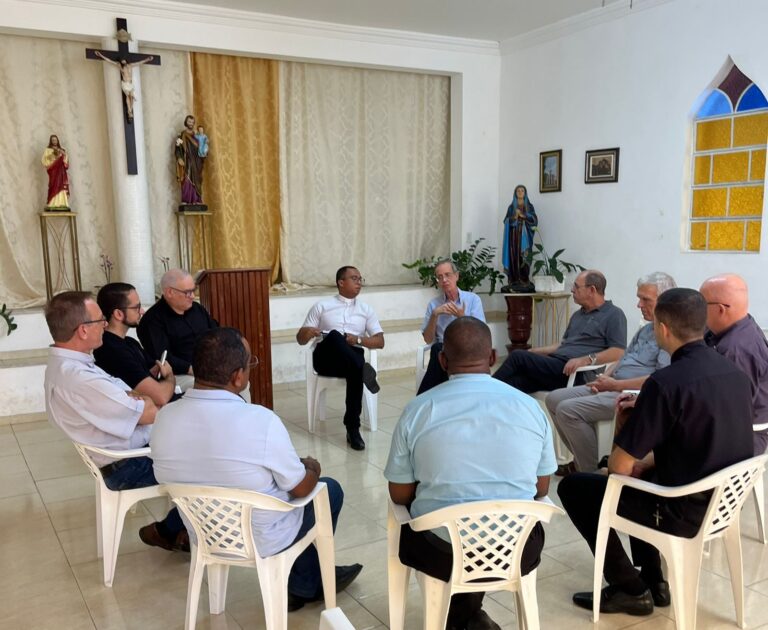 Forania São José do Avahy promove encontro com os sacerdotes