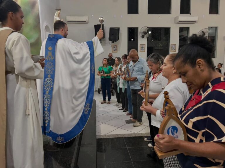 Paróquia Nossa Senhora de Lourdes celebra Mês Mariano