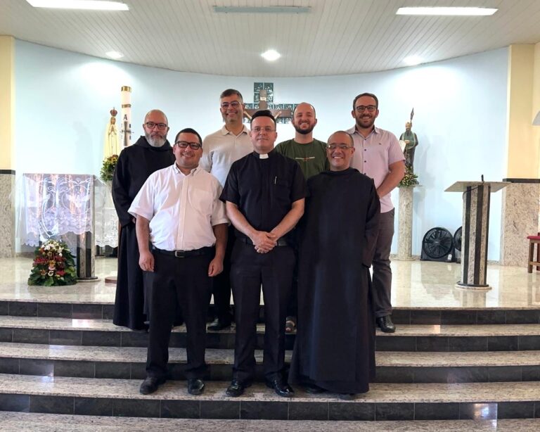 Forania Baixada Litoral realiza reunião com sacerdotes na Paróquia São Tomé