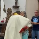 Santuário da Divina Misericórdia de Itaperuna homenageia mães durante Santa Missa