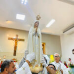 Imagem de Nossa Senhora de Fátima é acolhida na Paróquia São João Batista