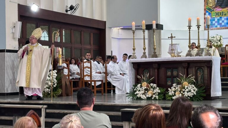 Jubileu dos Coroinhas com missa no Santuário Redentorista para renovar esperança na missão e vocação na igreja